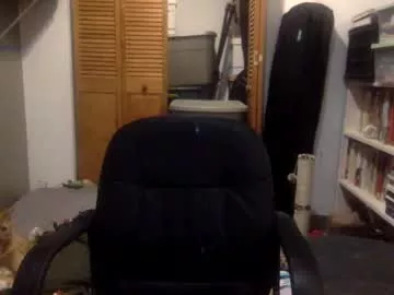 Offline jennyneeds on Chaturbate