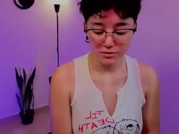 jeroharper — GOAL: Sloppy blowjob [41 tokens remaining] I'm Jero, Welcome to my room! #strapon #hairy #sph #cei #hairyarmpits