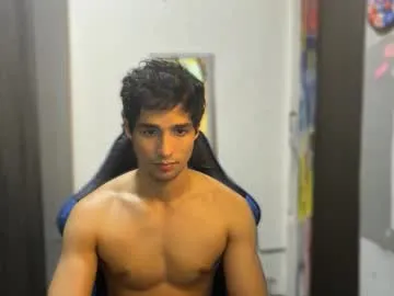 Away jhon_2000s on Chaturbate