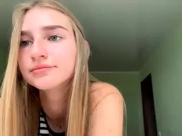 Offline jinnyjaquins on Chaturbate