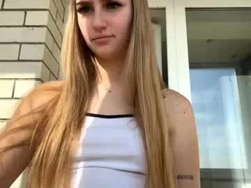 Offline jinnyjaquins on Chaturbate