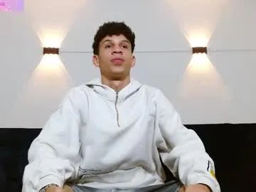 john_ssnow29 on Chaturbate