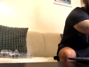 Offline josh_xo on Chaturbate