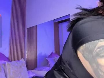 juicy_led_ — Let's get really naughty today and get nasty - Goal: Blow a sweet kiss [19 tokens left] #bbw #bigboobs #lush #petite #glasses