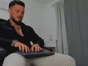 juliusmasters on Chaturbate