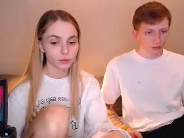 julsweet on Chaturbate