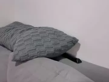 Offline junovaughn on Chaturbate