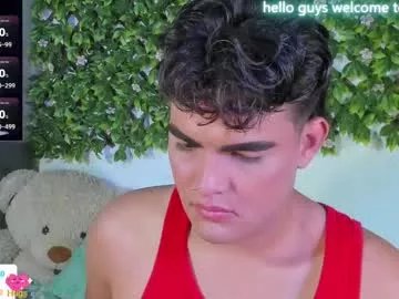 kami_22 on Chaturbate