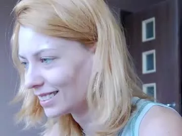 Freechat karoline121 on Chaturbate