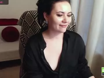 Offline katelynwinehouse on Chaturbate