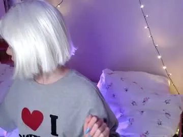 katie_deville on Chaturbate