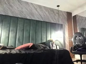 kiing_magic on Chaturbate