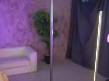 kira0541 on Chaturbate