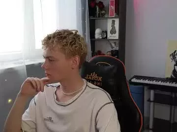 Offline kirill_20_cm on Chaturbate