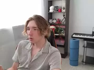 Offline kirill_20_cm on Chaturbate