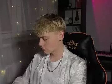 Offline kirill_20_cm on Chaturbate