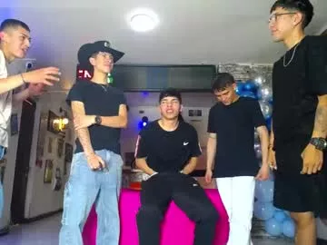 Offline kobayaske on Chaturbate