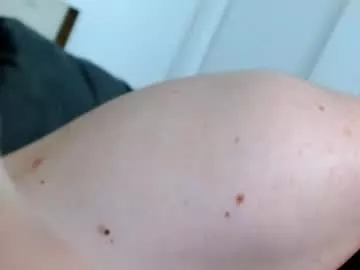 Offline laceyphoenix1 on Chaturbate