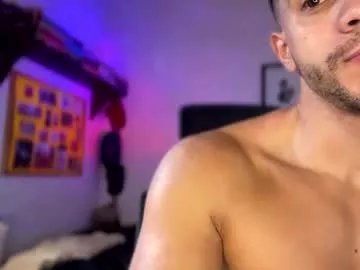 larry_jones on Chaturbate