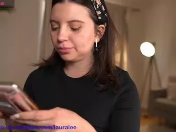 Offline laura_lee on Chaturbate