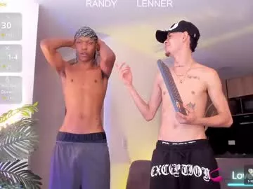 Offline lennercollins_ on Chaturbate