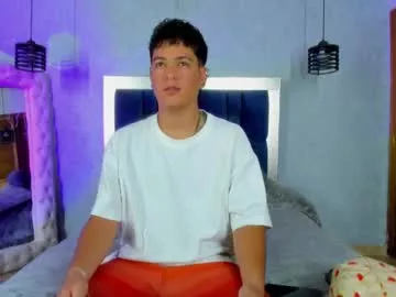 Offline levy_steve on Chaturbate