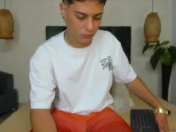 Offline levy_steve on Chaturbate