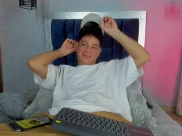 Offline levy_steve on Chaturbate