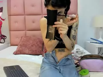 Offline lhiamfitt on Chaturbate