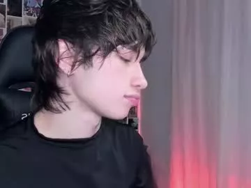 Offline liamelf on Chaturbate