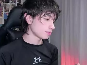 Offline liamelf on Chaturbate