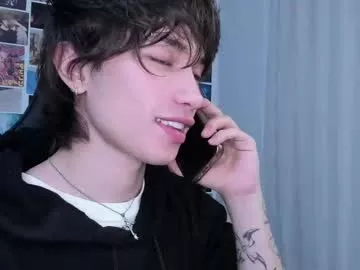 Offline liamelf on Chaturbate