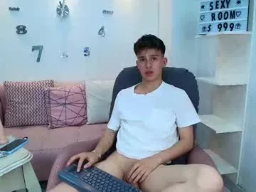 Offline liamwild20 on Chaturbate