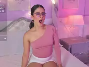 Freechat lillianderson on Chaturbate