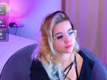 lilyrabbit on Chaturbate