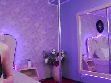 Offline lilyrose_ on Chaturbate