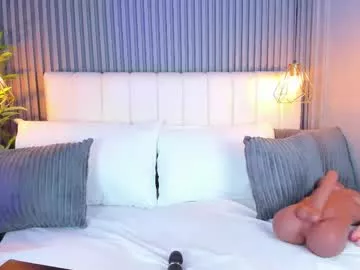 Offline linaglam on Chaturbate