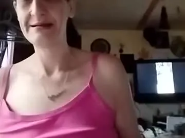 Offline littlebigsquirt7945 on Chaturbate