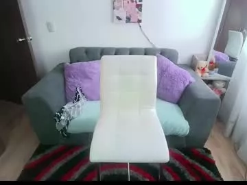 lolaandcamille on Chaturbate 