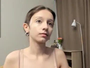 lonadejonge on Chaturbate