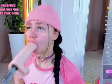 Offline loney__tunes on Chaturbate