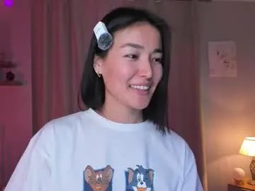 lora_lifelover on Chaturbate