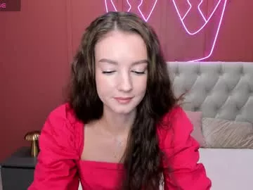 Freechat lorasunny on Chaturbate