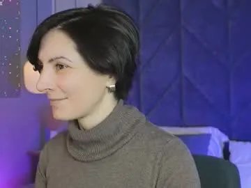 loren_daze — GOAL: bare back (157 tk remaining) #oil #trimmed #c2c #pvt #panties