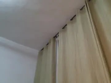 lorennameliyy on Chaturbate