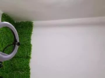 lorennameliyy on Chaturbate