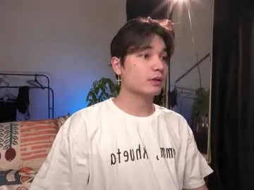 Offline lovelydany3 on Chaturbate