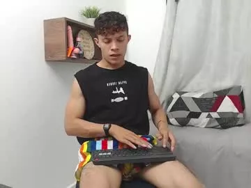 Offline lucas_luxx1 on Chaturbate