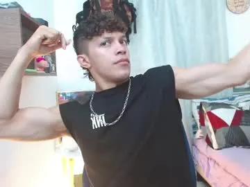 Offline lucas_luxx1 on Chaturbate