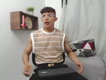 Offline lucas_luxx1 on Chaturbate